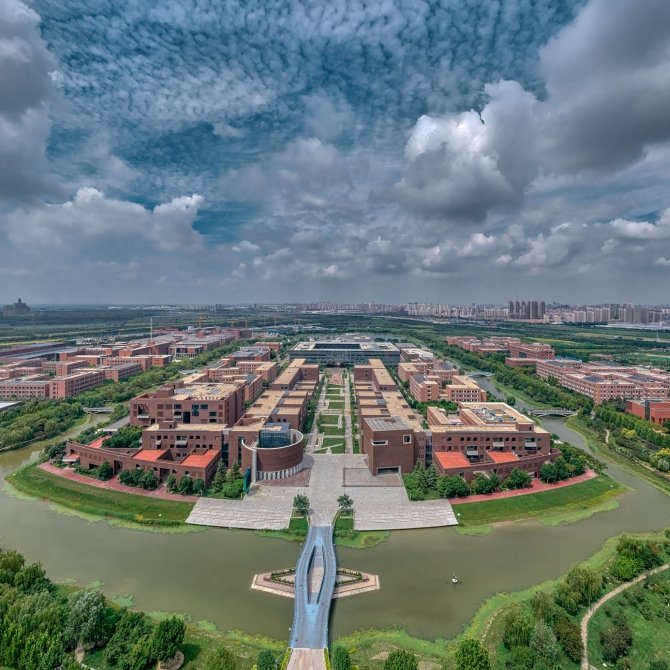 建设地点：